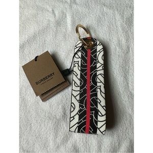 BURBERRY KEYCHAIN MONOGRAM STRIPE NWT